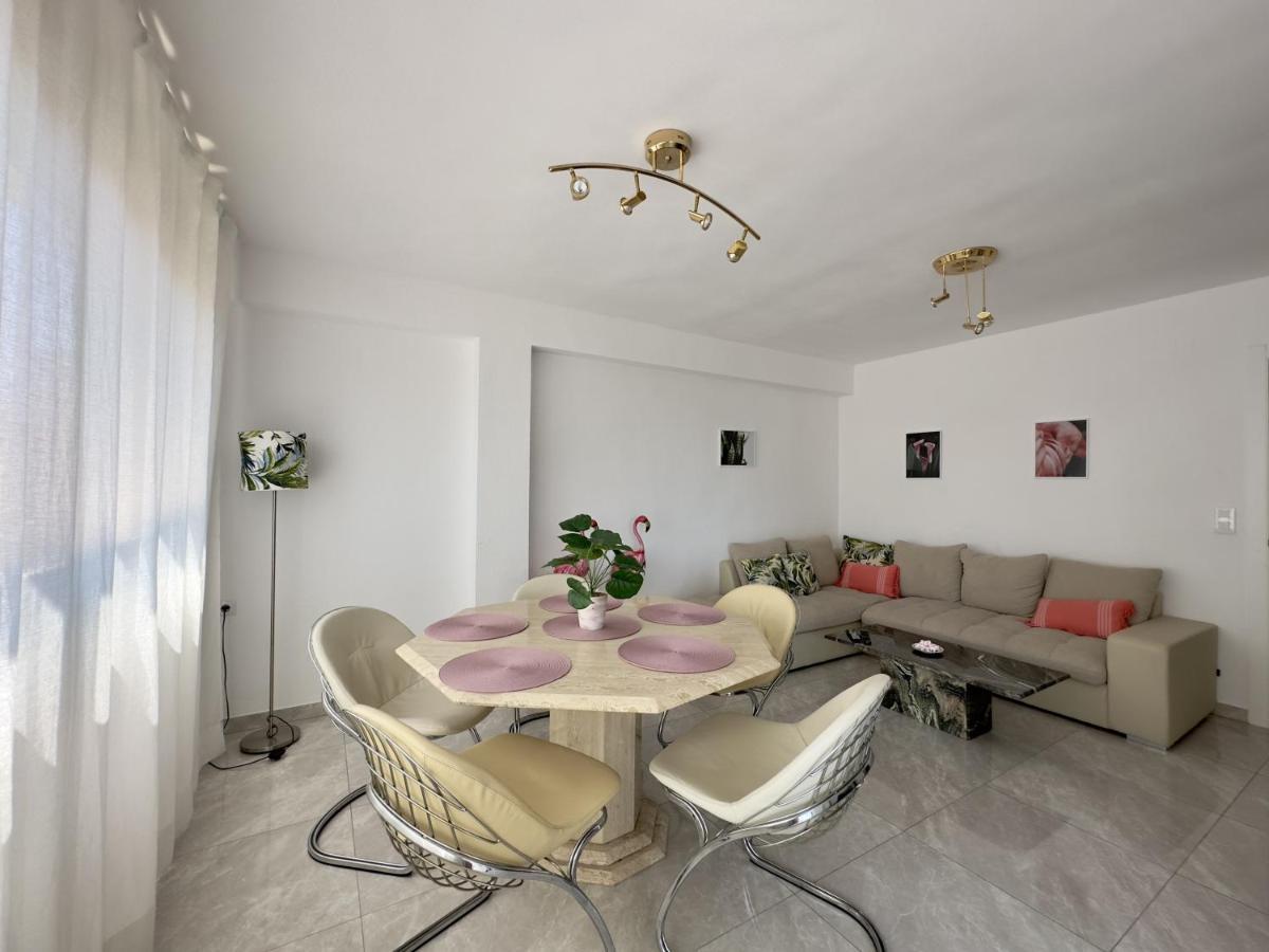 Calanyas Sea View Apartment *
